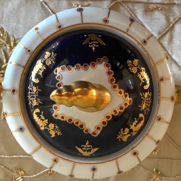 Vintage Sevres Porcelain Covered Bowl with HandPainted Scenes and Gilt Dragons - Picture 2 of 10